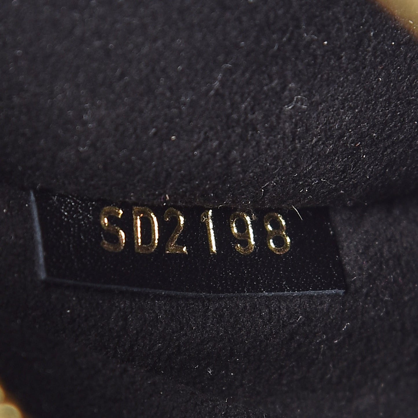 Reverse Monogram Pochette Metis