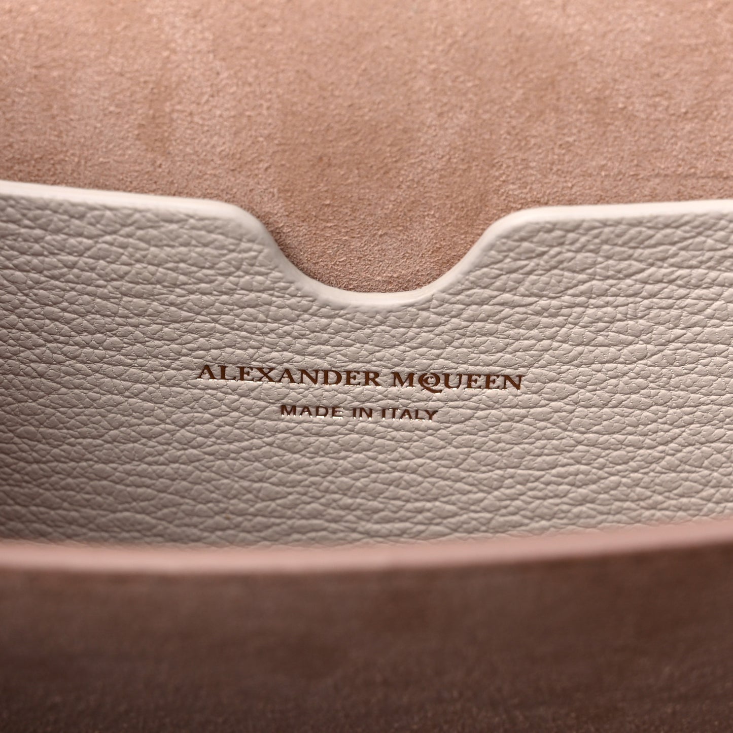 Silky Amish Grain Calfskin Box Shoulder Bag 19 Off White