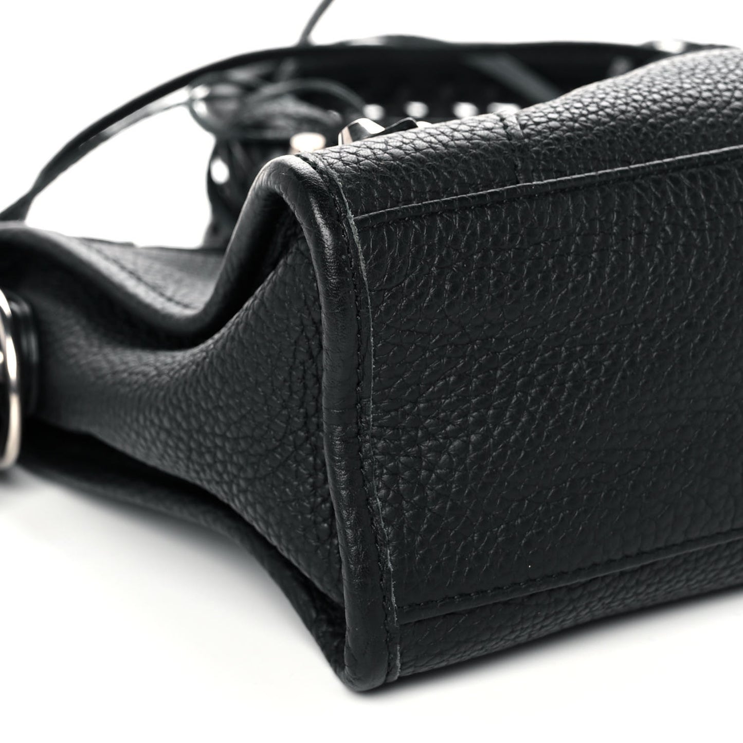 Vibrato Calfskin Classic Silver Hardware S City Black