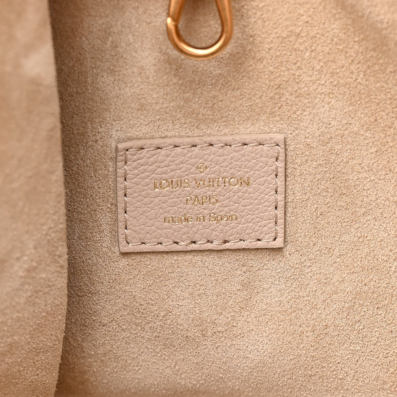 Louis Vuitton Grained Calfskin Low Key Hobo MM Limestone 8 of 13