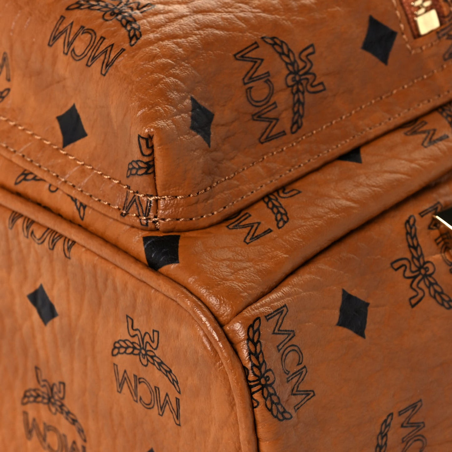 Visetos Small Side Stud Stark Backpack Cognac
