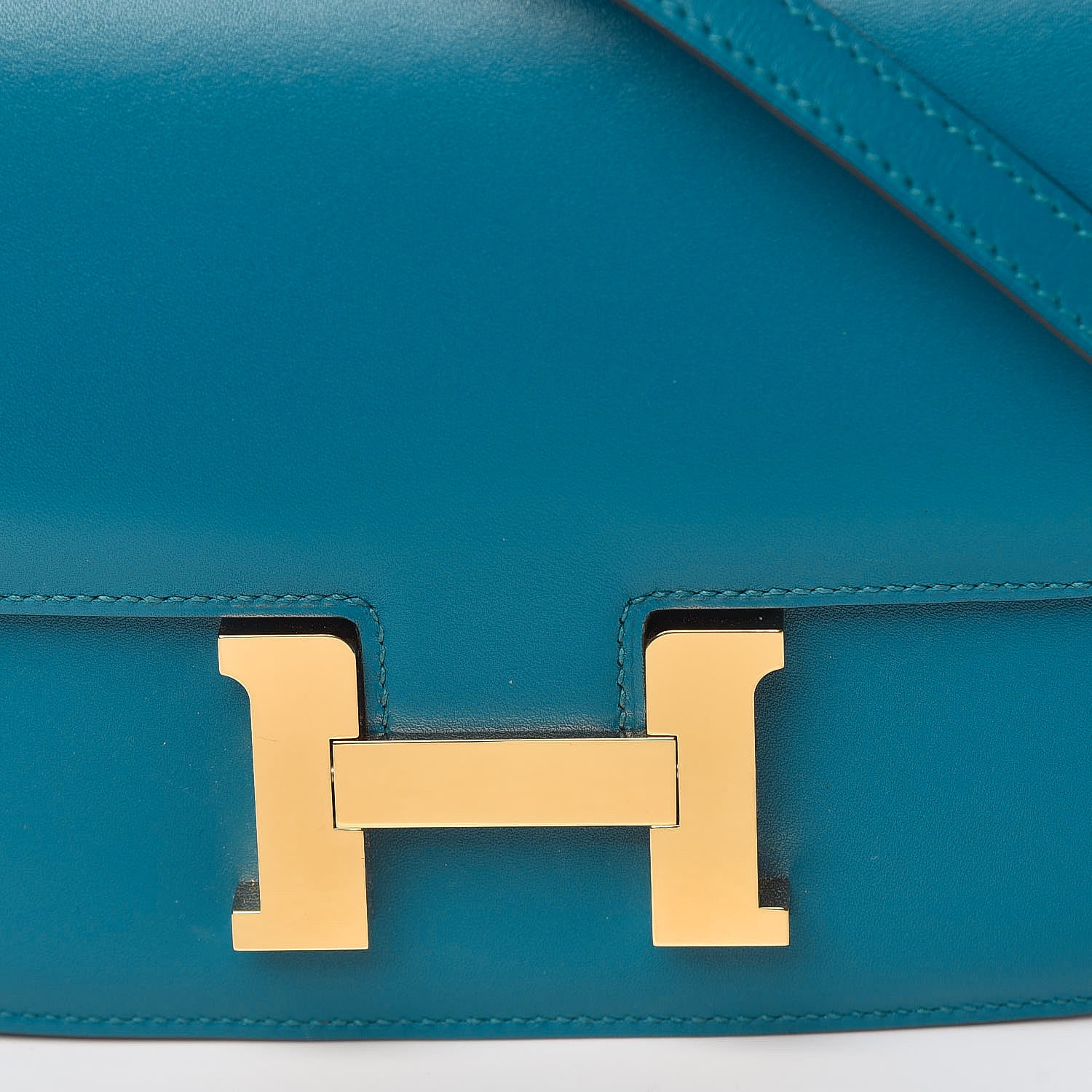 Hermes Tadelakt Constance 18 Bleu Izmir 20 of 21