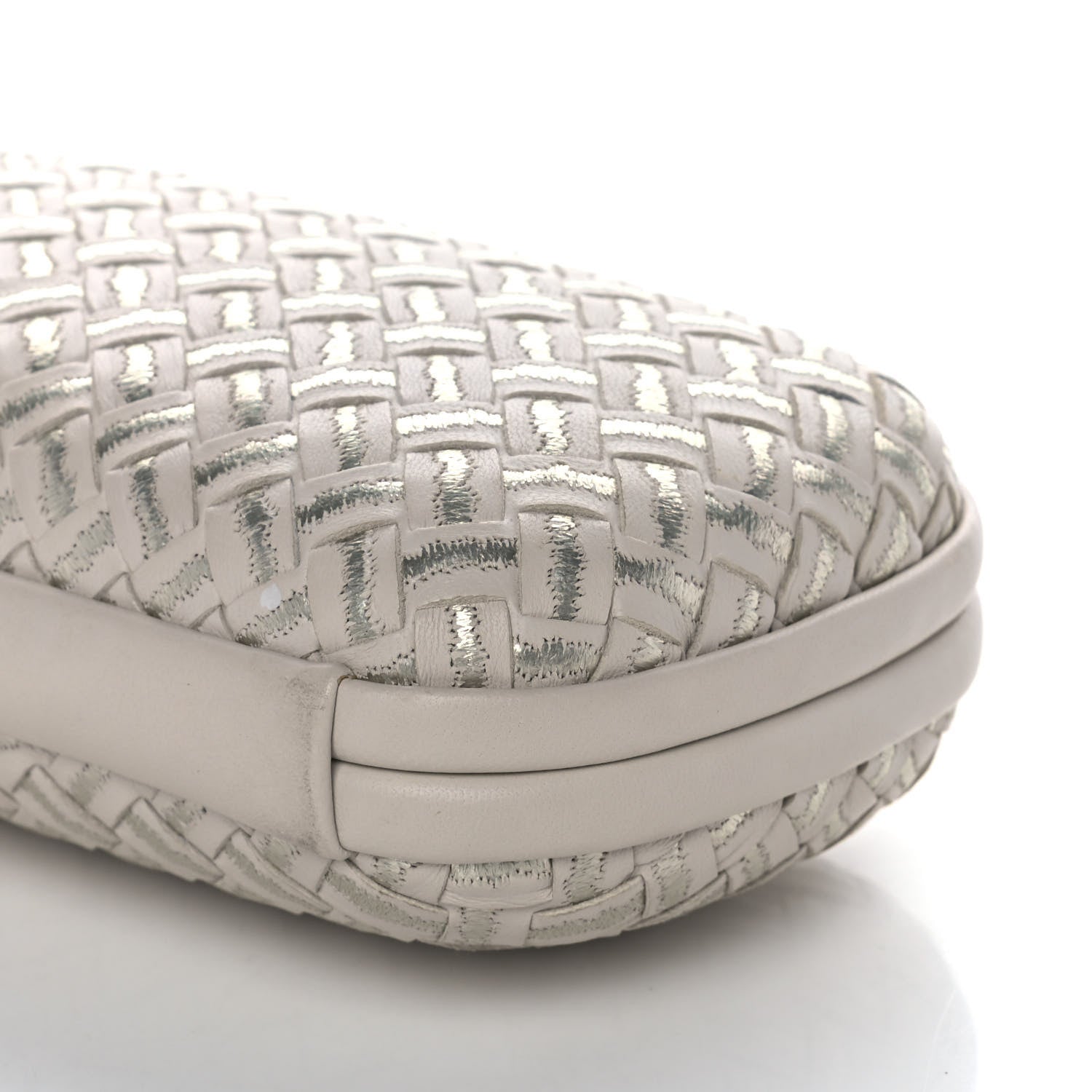 Bottega Veneta Nappa Intrecciato Metallic Placcato Knot Clutch Cream 8 of 9