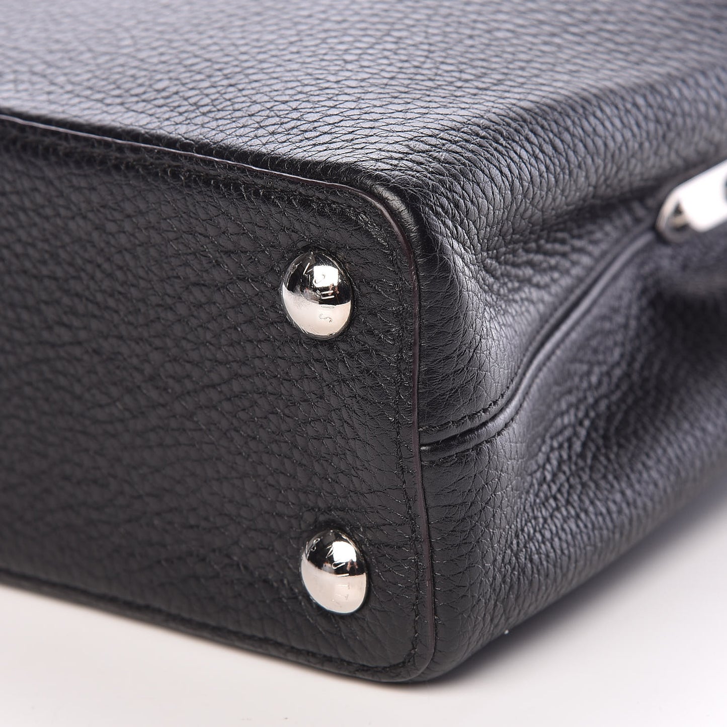 Taurillon Capucines BB Black