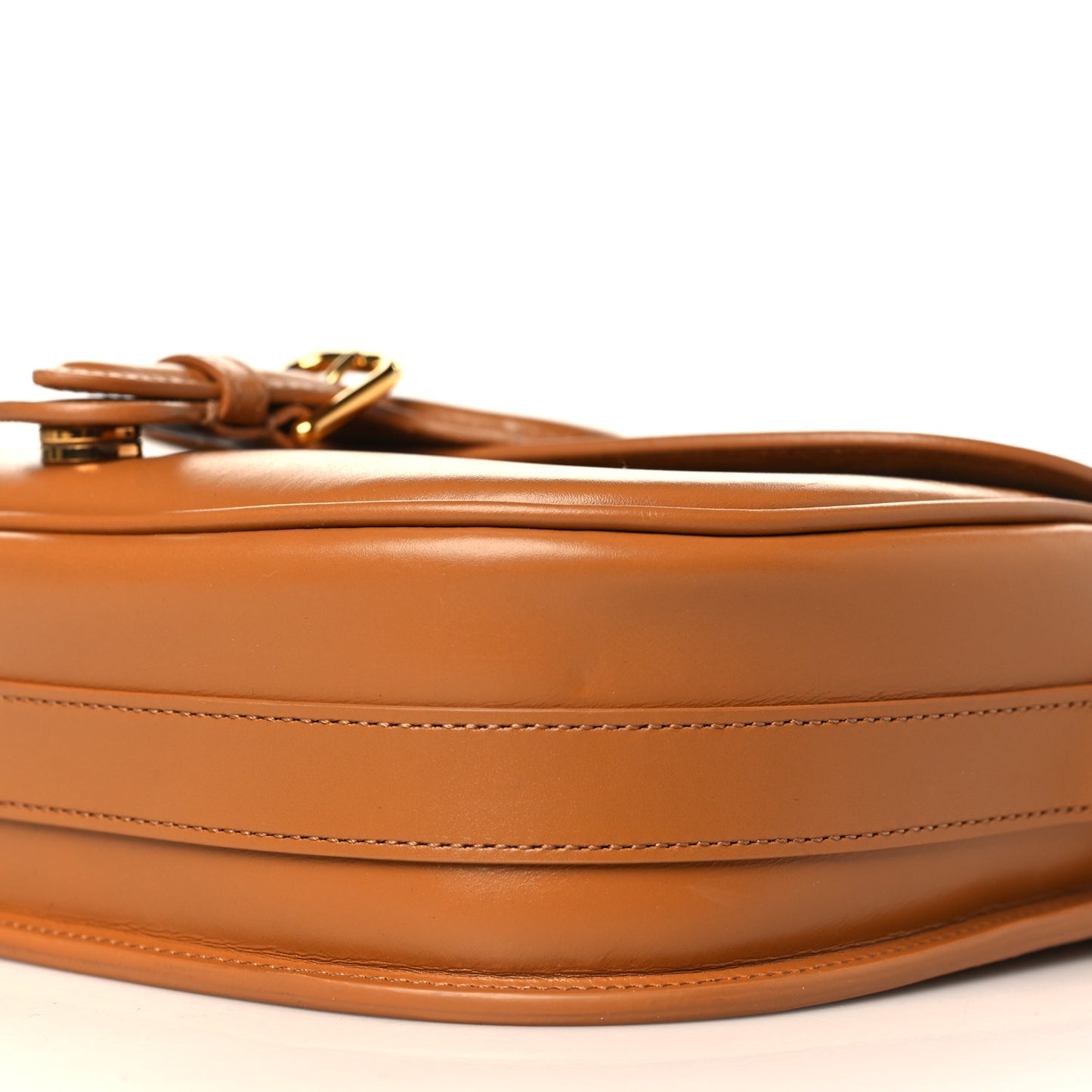 Box Calfskin Medium Bobby Flap Camel