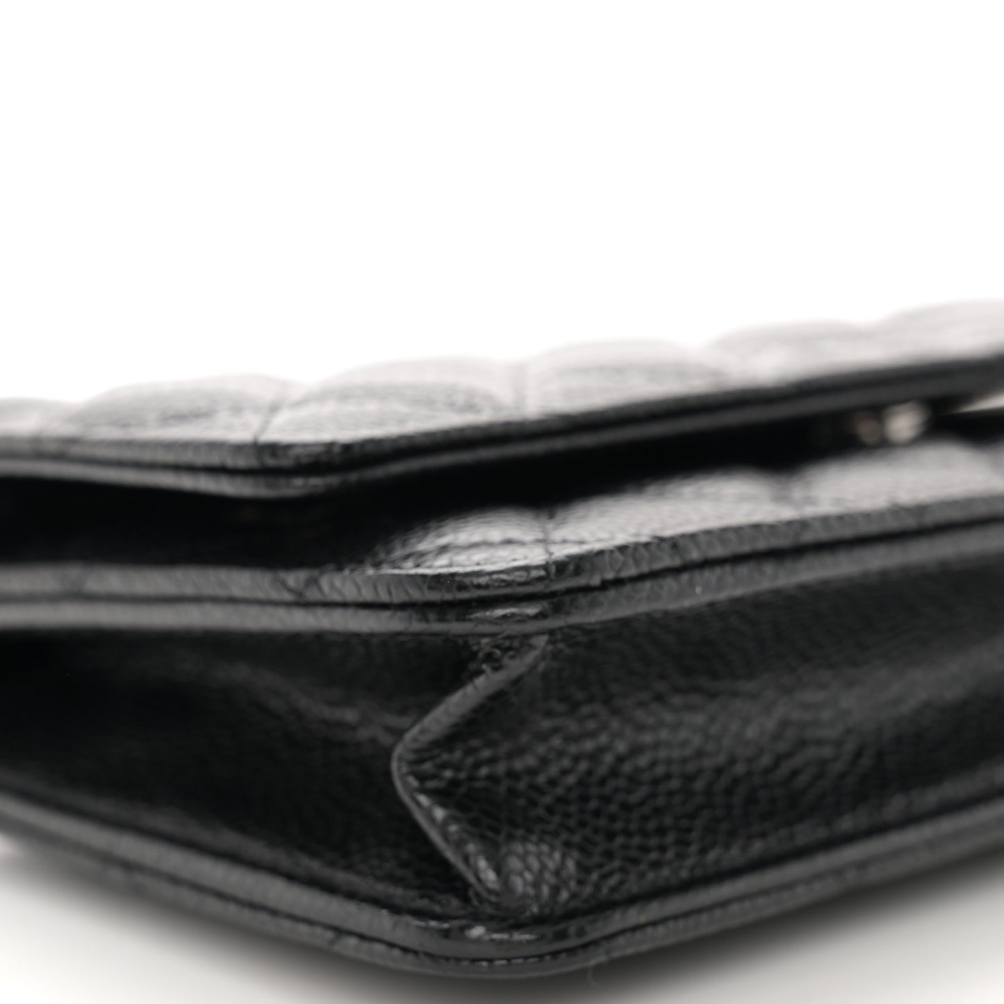 Caviar Quilted Wallet on Chain WOC Black