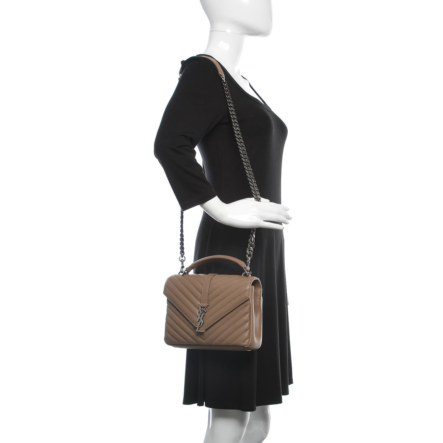 Saint Laurent Sheepskin Matelasse Chevron Monogram Medium College Bag Fard 2 of 12