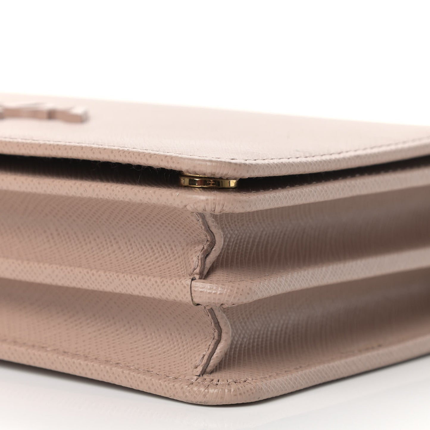 Saffiano Lux Monocrome Chain Wallet Cipria