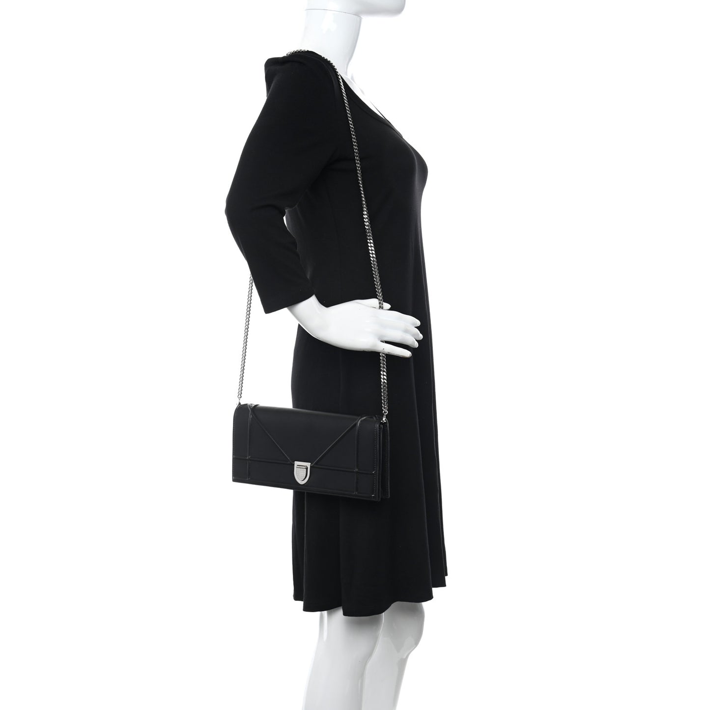 Lambskin Diorama Croisiere Chain Wallet Black