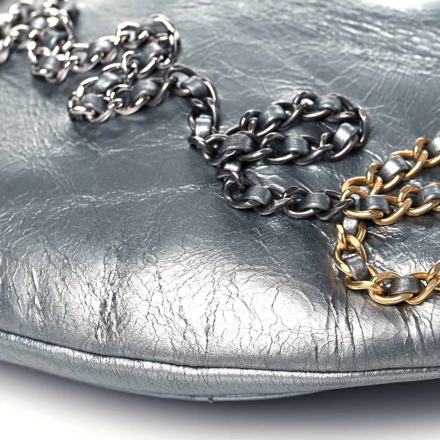 Metallic Crumpled Calfskin Chain 20s Signe Waist Bag Silver