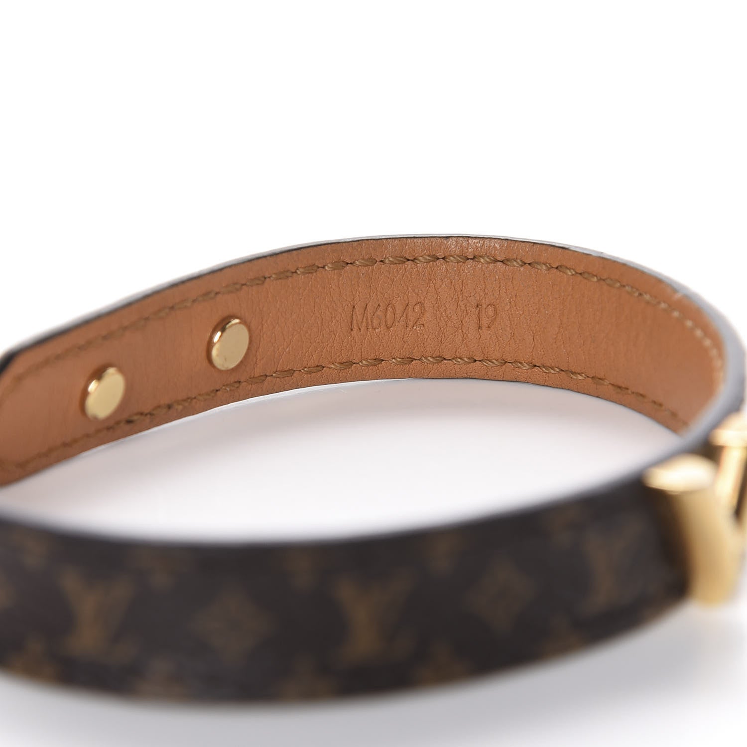 Louis Vuitton Monogram Essential V Bracelet 19 4 of 6