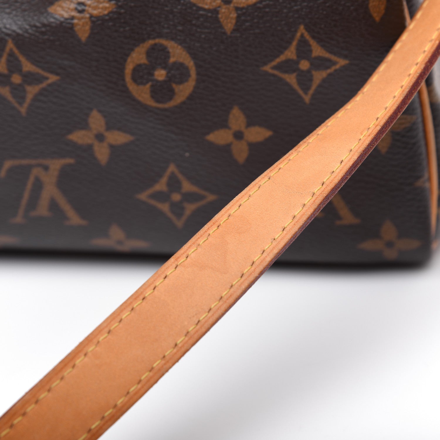 Louis Vuitton Monogram Speedy Bandouliere 30 25 of 29