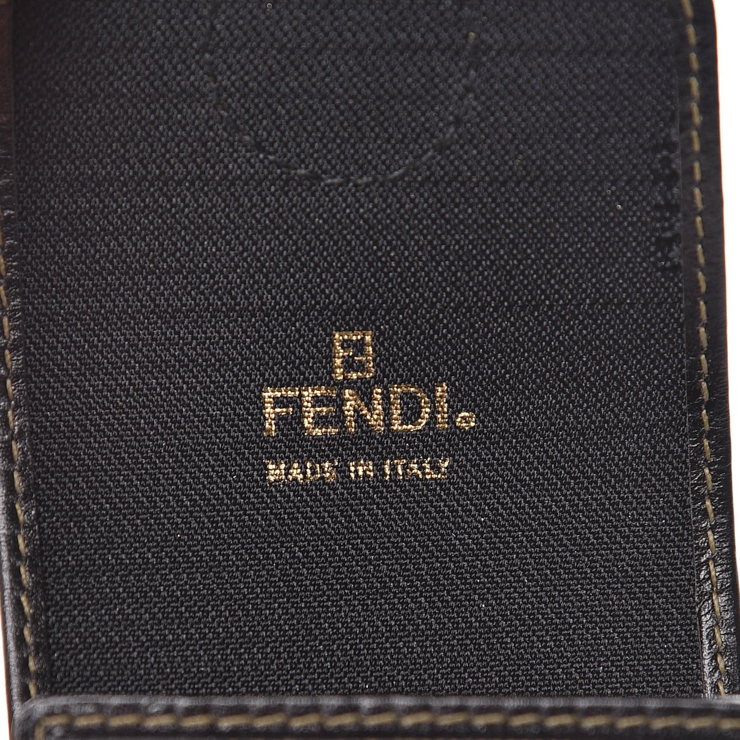 Pequin Case Black