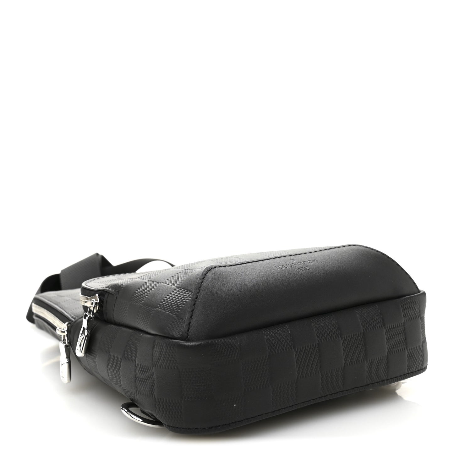 Damier Infini Avenue Sling Bag Onyx