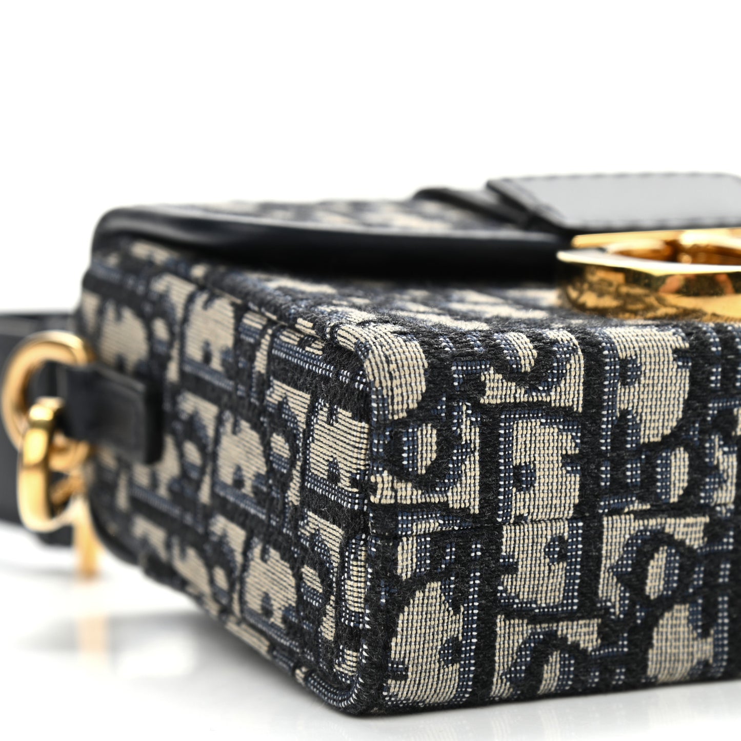 Oblique 30 Montaigne Box Bag Blue