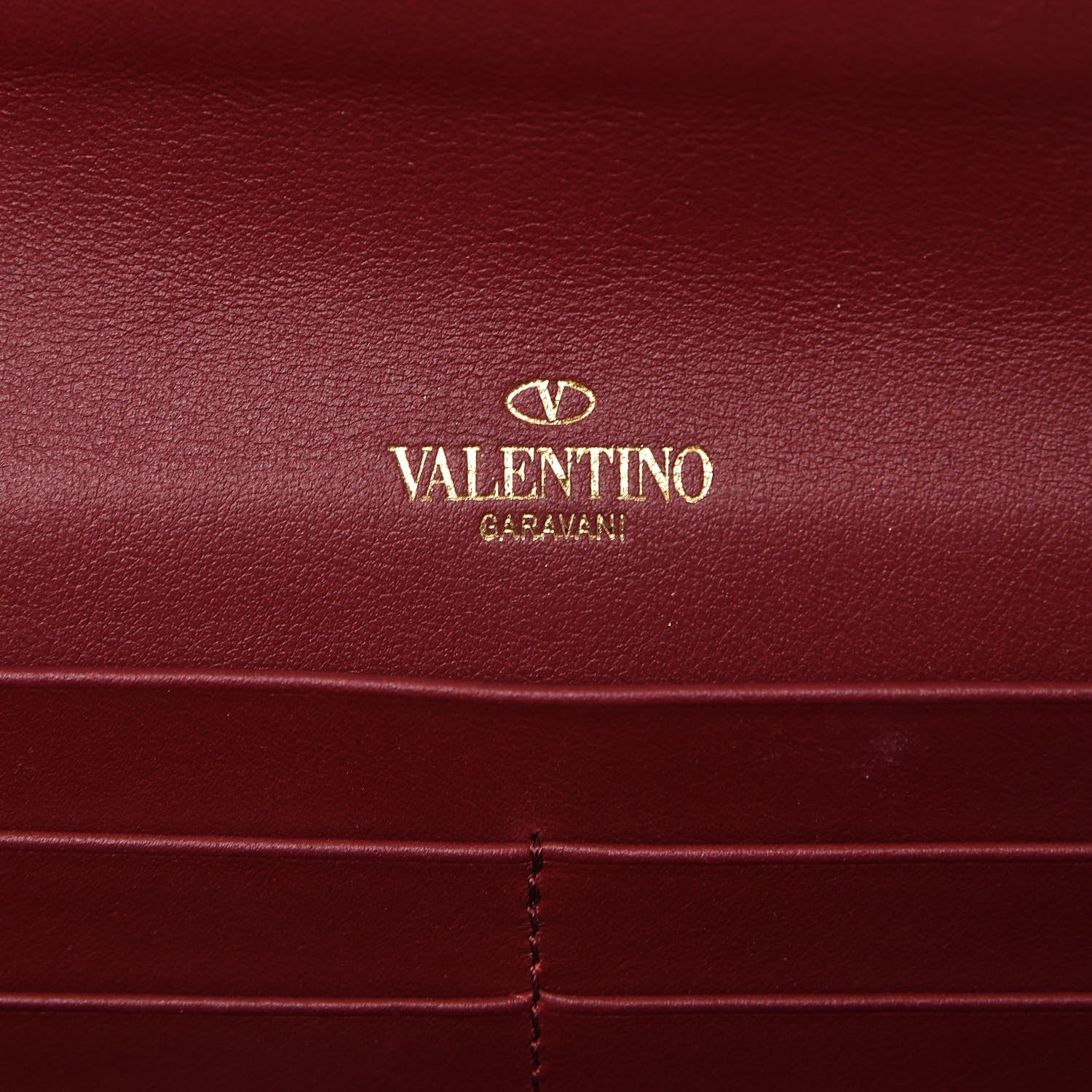 Valentino Garavani Vitello Rockstud Crossbody Wallet On Chain Rubino 6 of 8