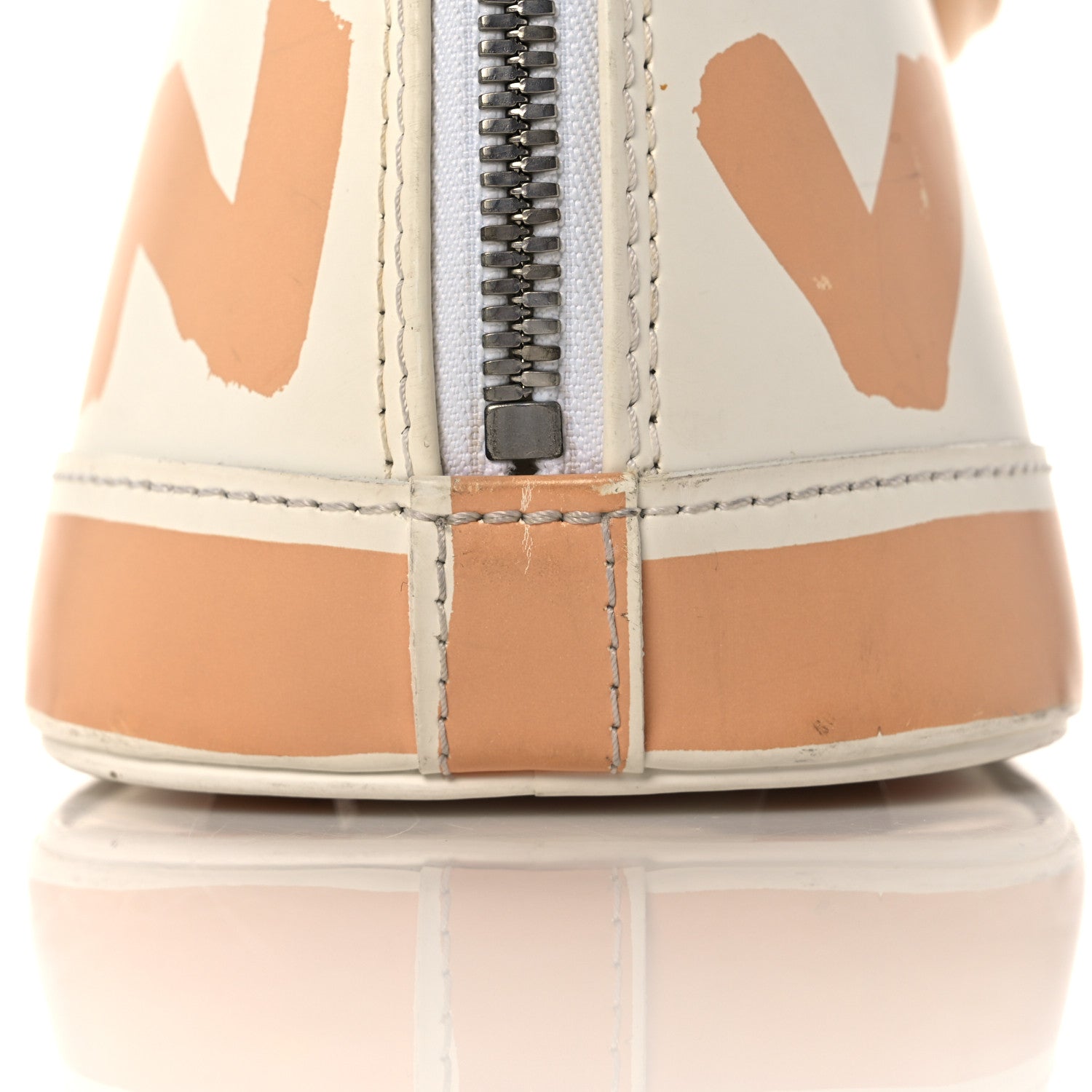 Louis Vuitton Graffiti Alma MM Peach 14 of 18