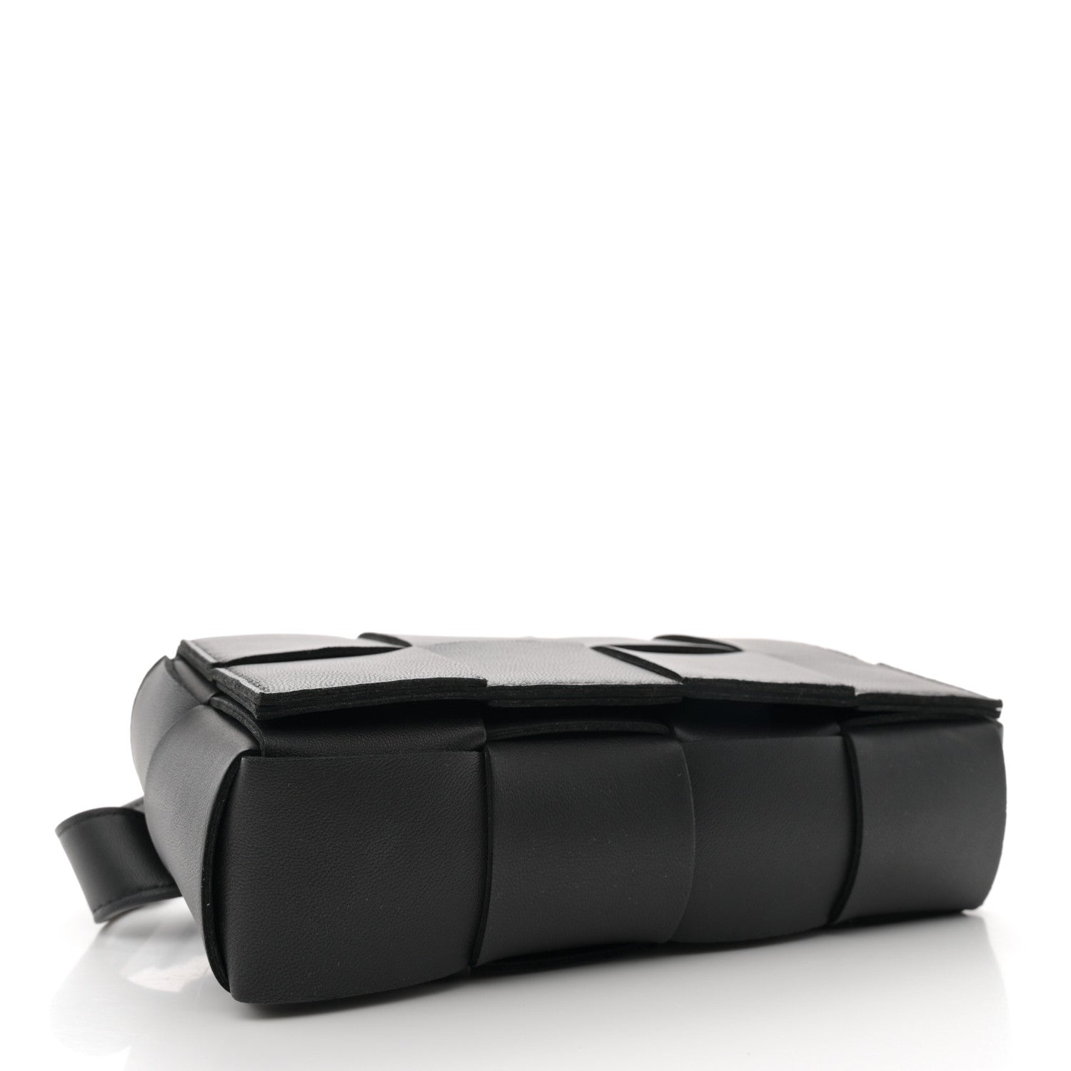 Bottega Veneta Nappa Maxi Intreccio The Belt Cassette Bag Black 4 of 10
