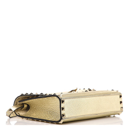 Valentino Garavani Metallic Pebbled Calfskin Medium Rockstud Flip Lock Crossbody Bag Platino 4 of 7