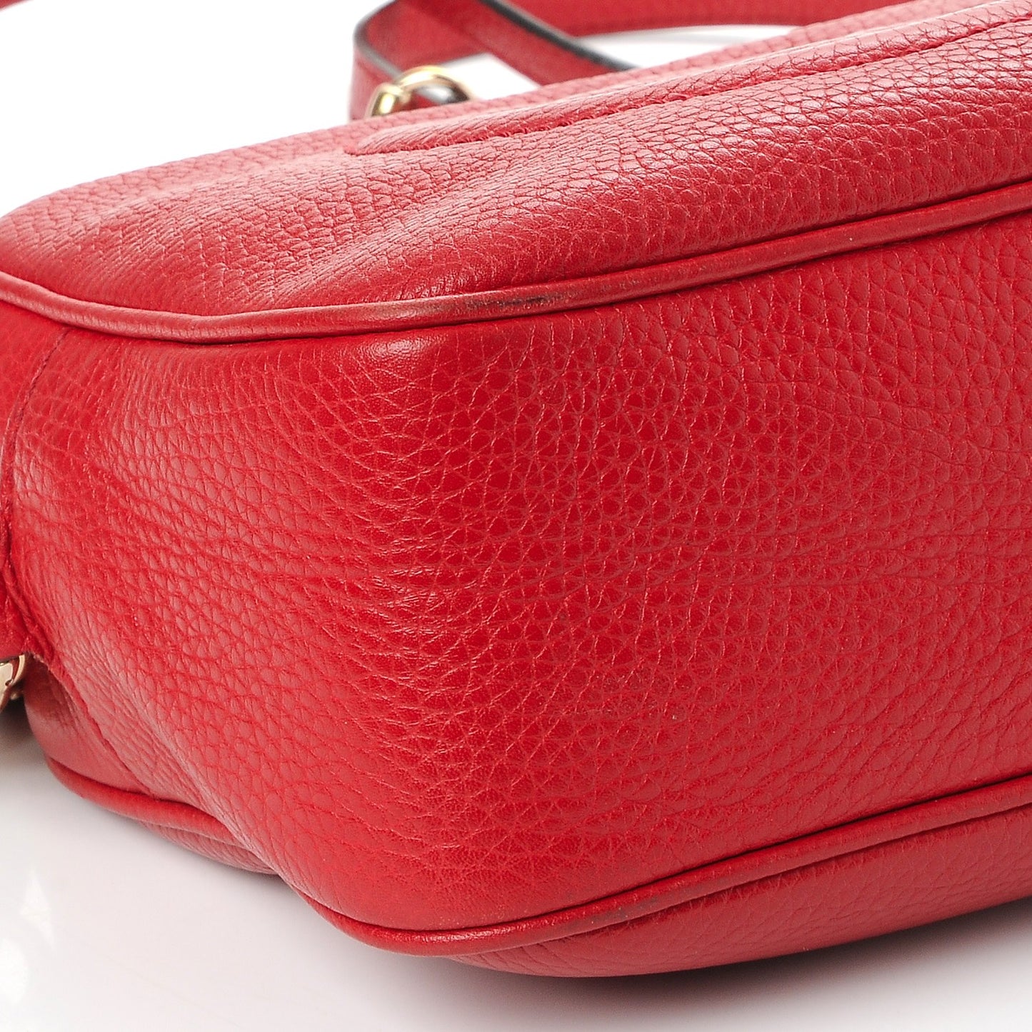 Pebbled Calfskin Small Soho Disco Bag Tabasco Red
