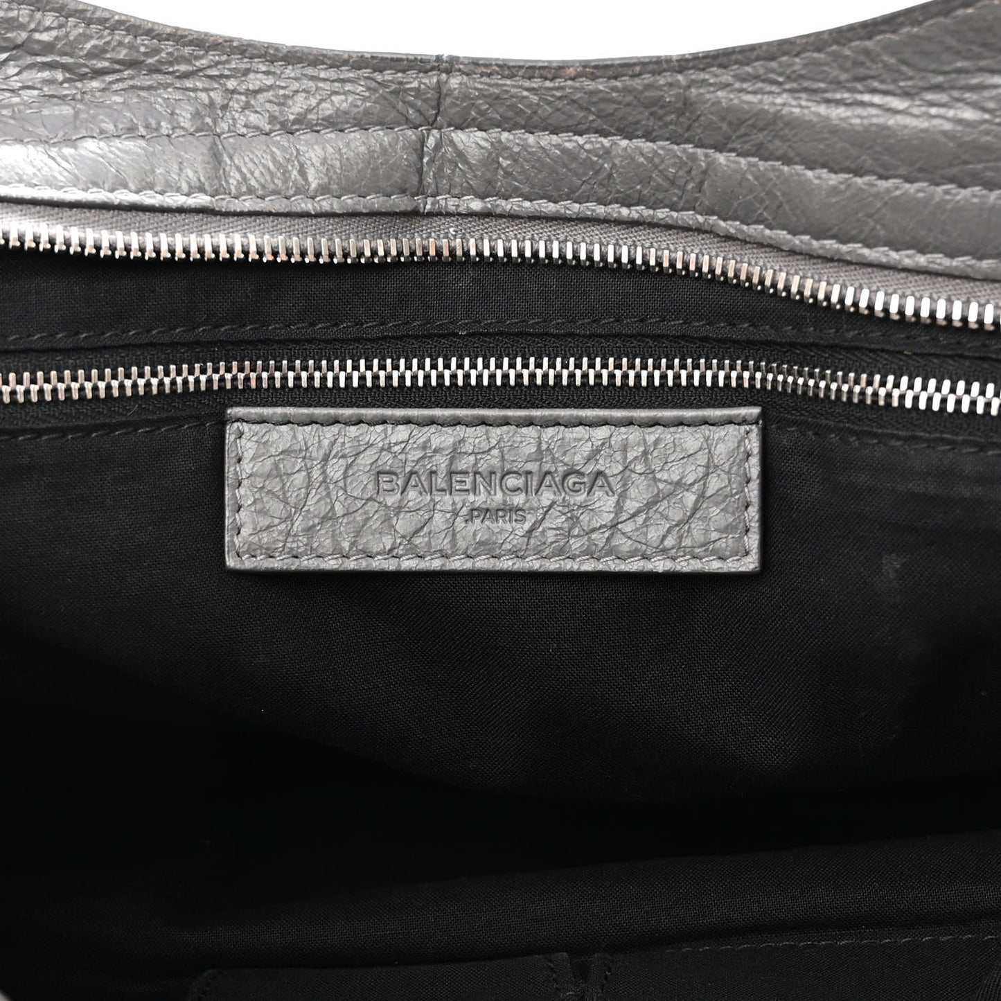 Agneau Silver Metallic Edge Hardware City Gris Cendre