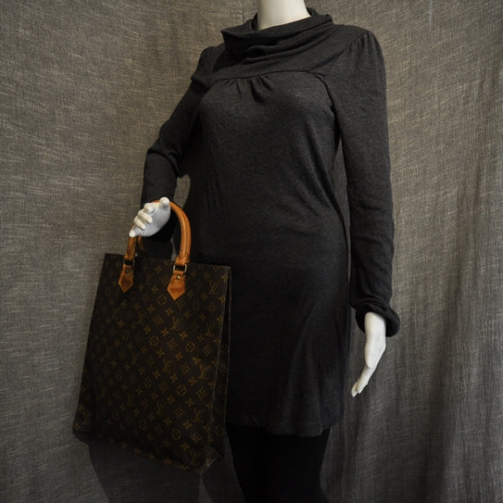 Louis Vuitton Monogram Sac Plat 2 of 2