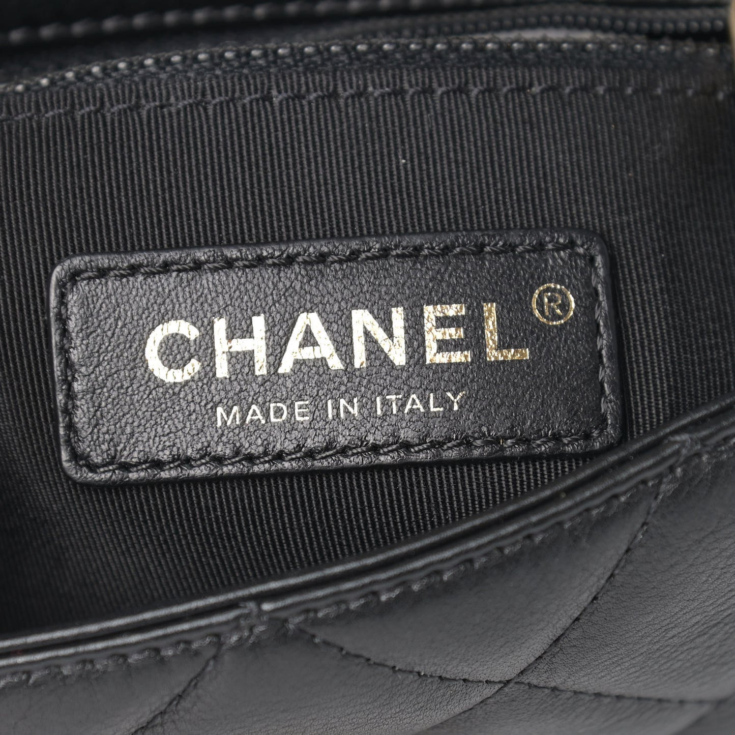 Calfskin Quilted Carry With Chic Flap Waist Bag With Chain Black