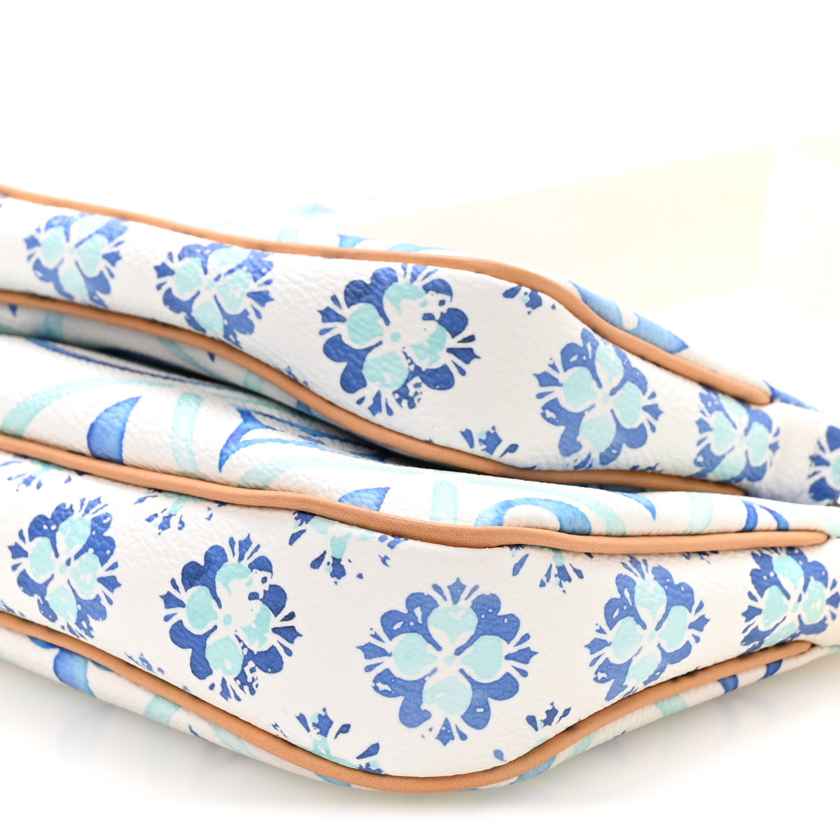 Monogram Giant By The Pool Multi Pochette Accessories Lagoon Blue