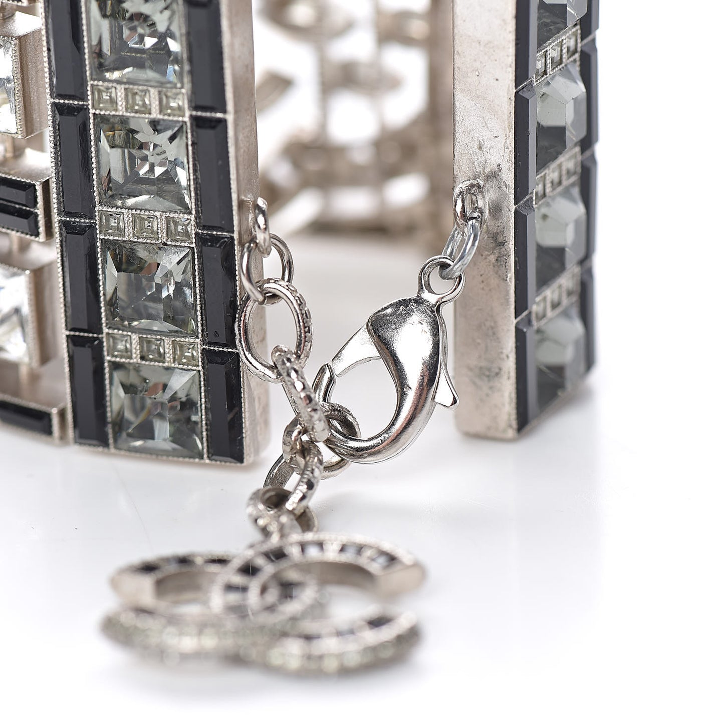 Crystal CC Wide Cuff Black Silver