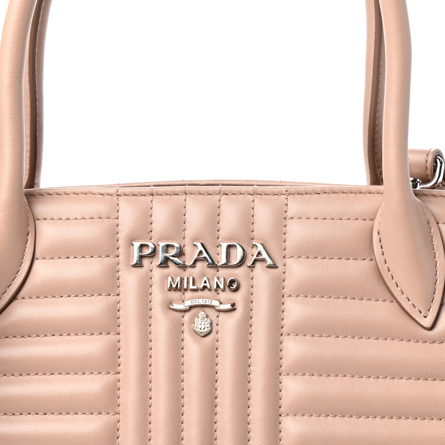 Soft Calfskin Impunture Diagramme Tote Cipria
