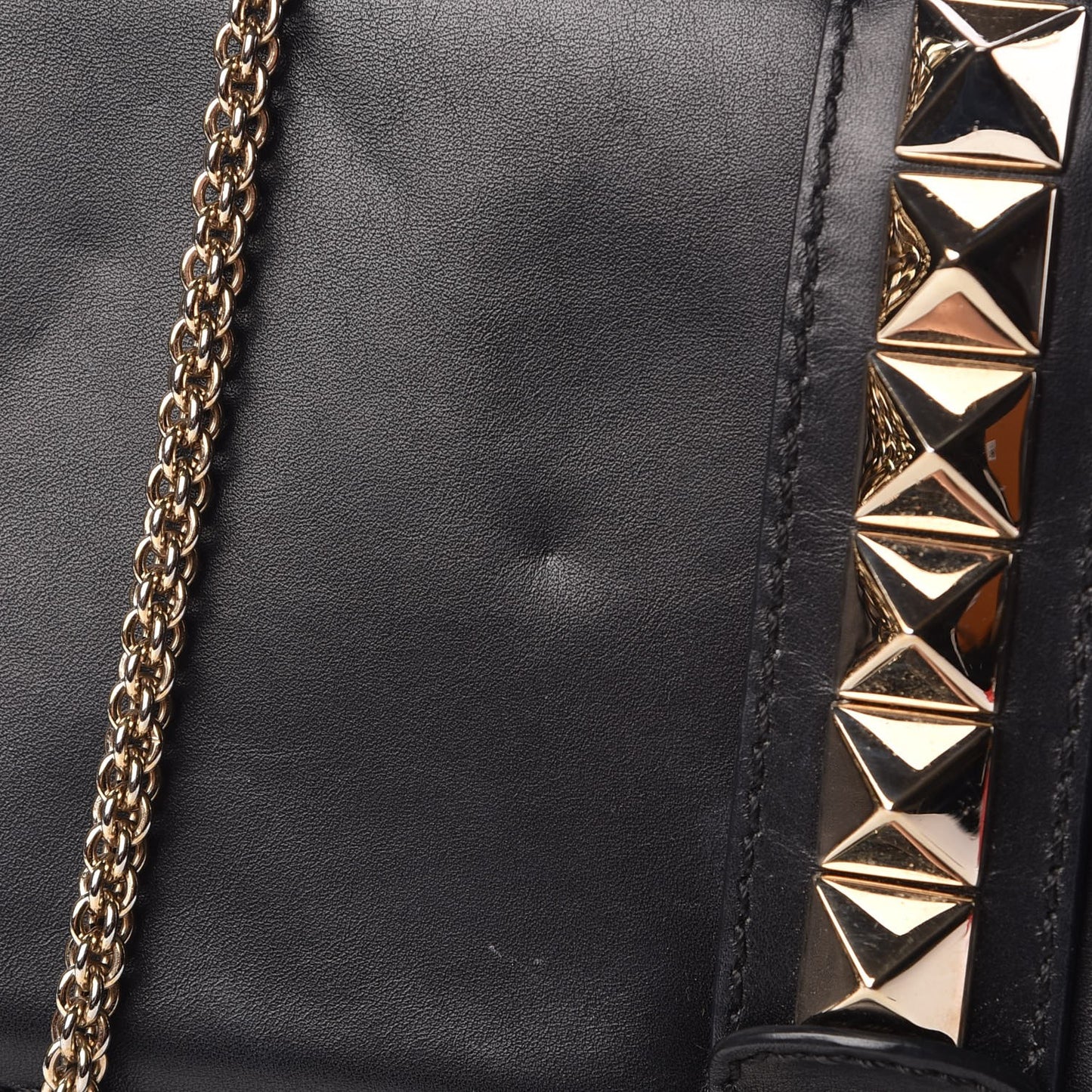 Vitello Extra Large Glam Lock Rockstud Flap Black