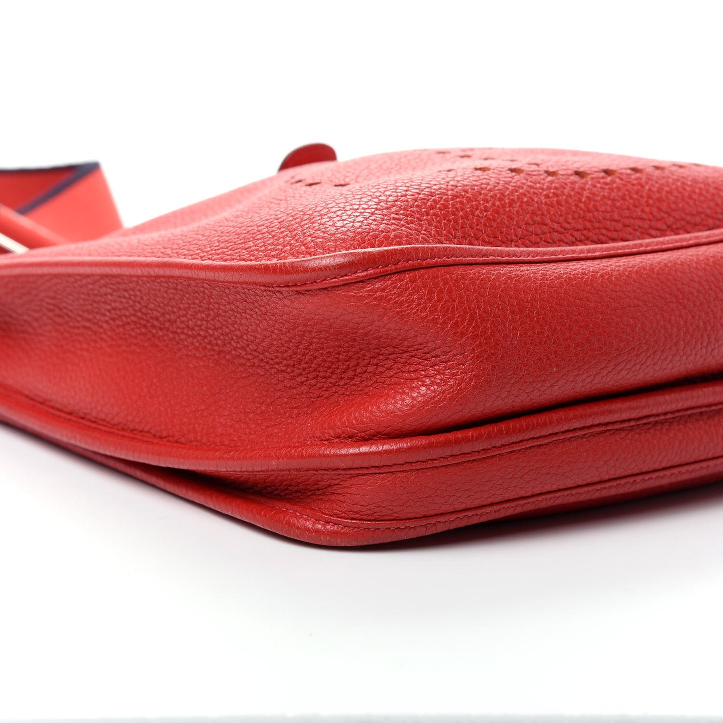 Taurillon Clemence Amazone Evelyne III PM Rouge Casaque Bleu Obscur
