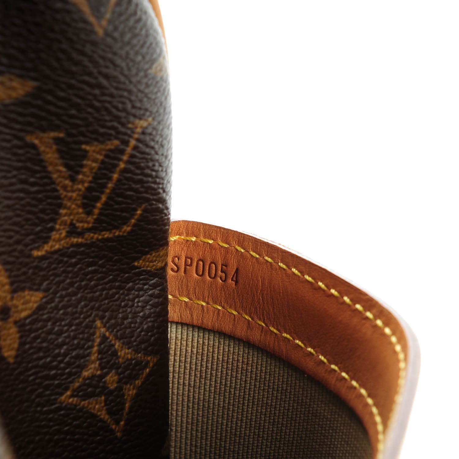 Louis Vuitton Monogram Reporter GM 5 of 8