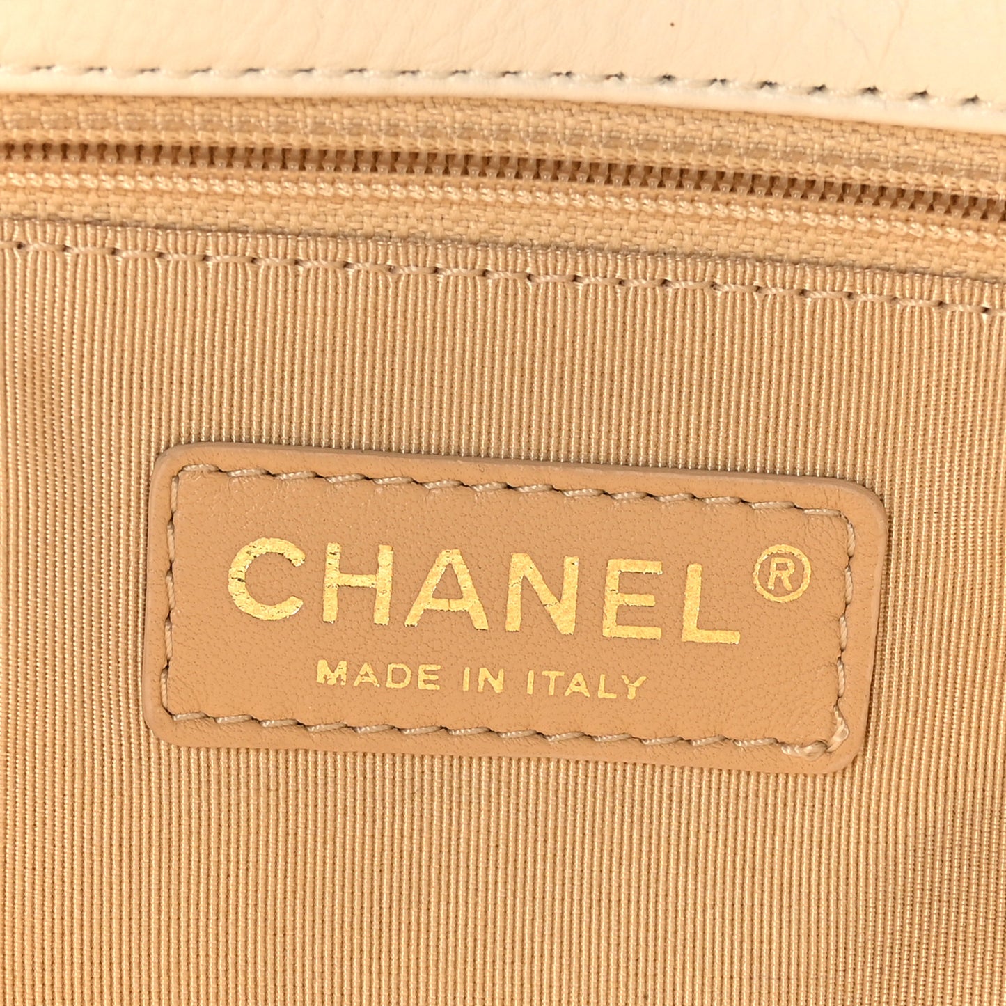 Calfskin Quilted Medium CC Crown Flap White
