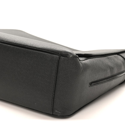 Louis Vuitton Taiga Roman GM Messenger Black 9 of 10