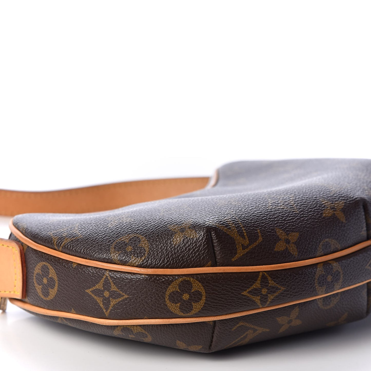 Monogram Croissant PM