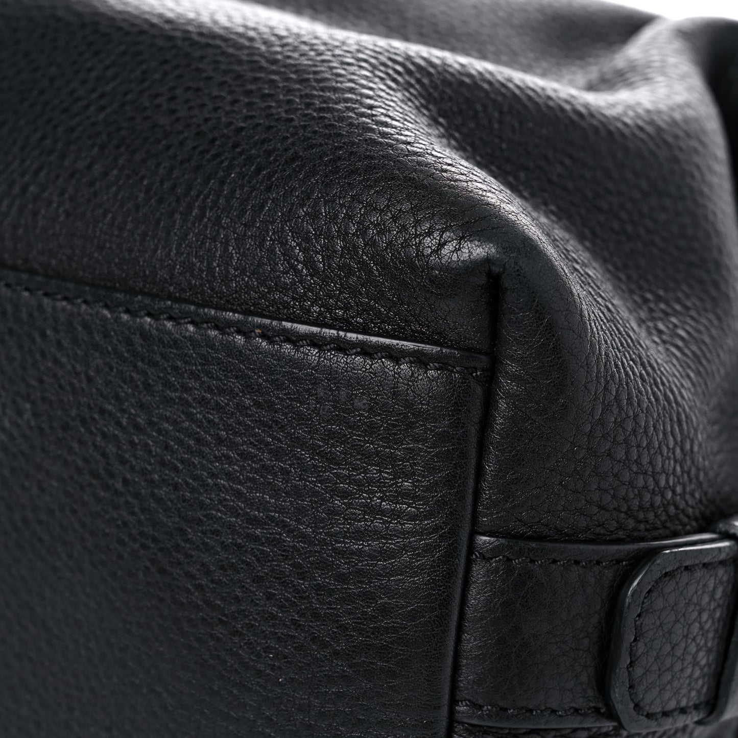Pebbled Calfskin Small Nightingale Black
