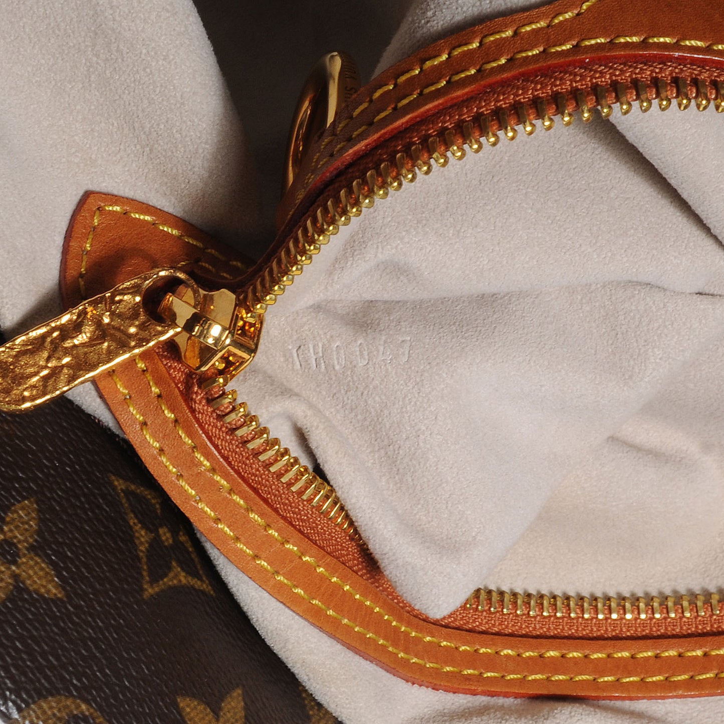 Monogram Dentelle Fersen Silver