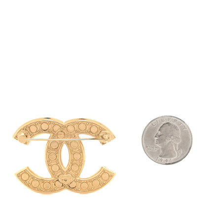 Chanel Metal Crystal Graduated Pearl CC Brooch Gold 2 of 4
