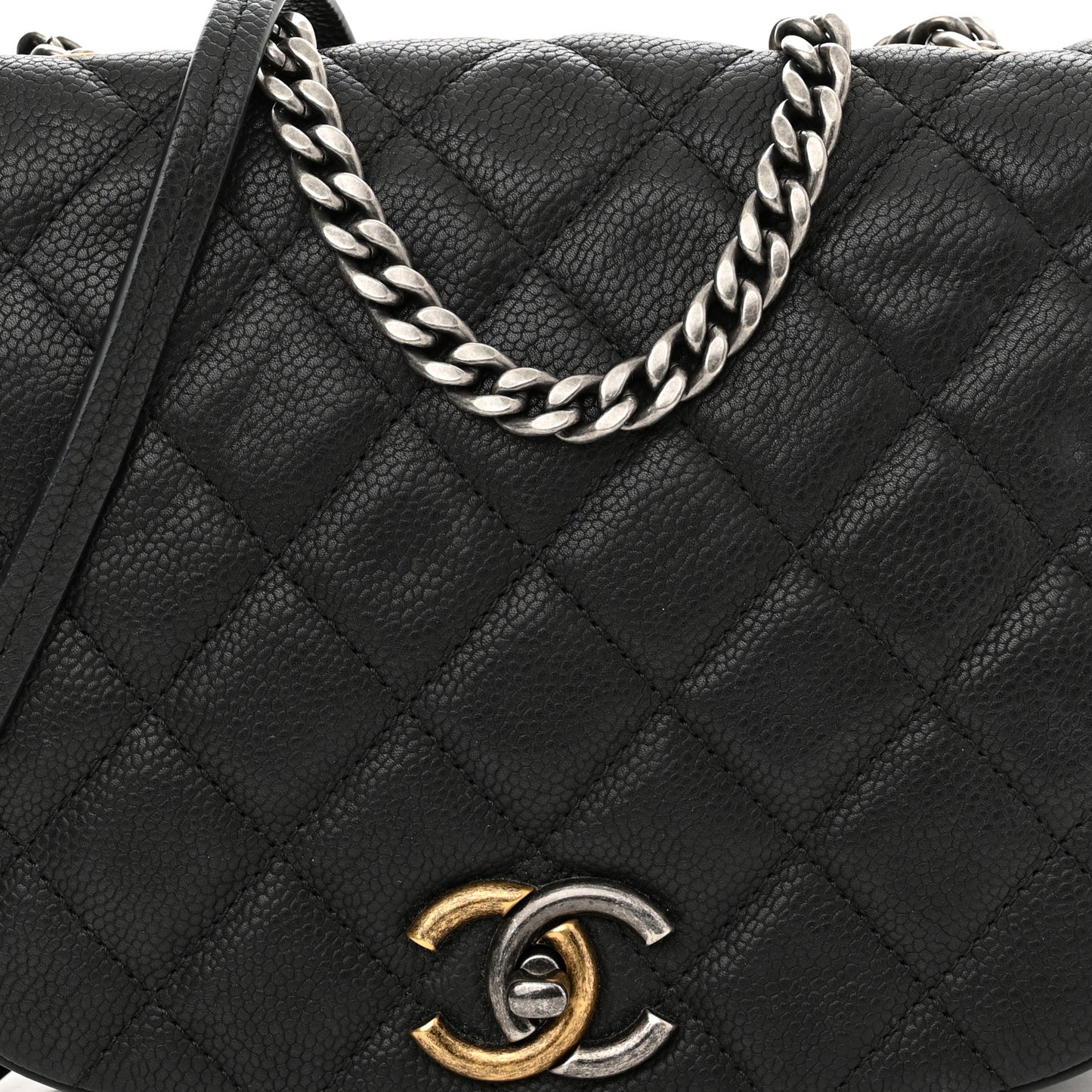 Calfskin Quilted Small Casual Pocket Messenger Flap Black