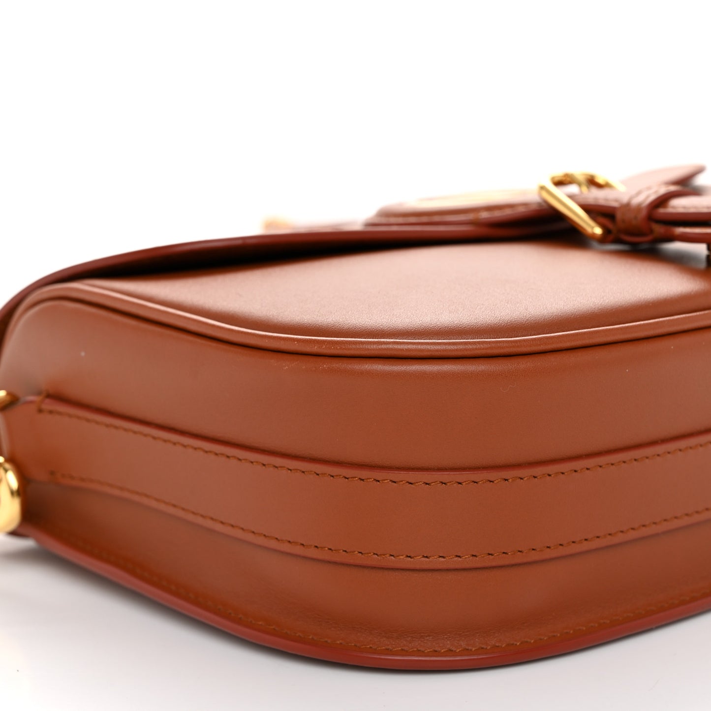 Box Calfskin Medium Bobby Flap Dark Tan