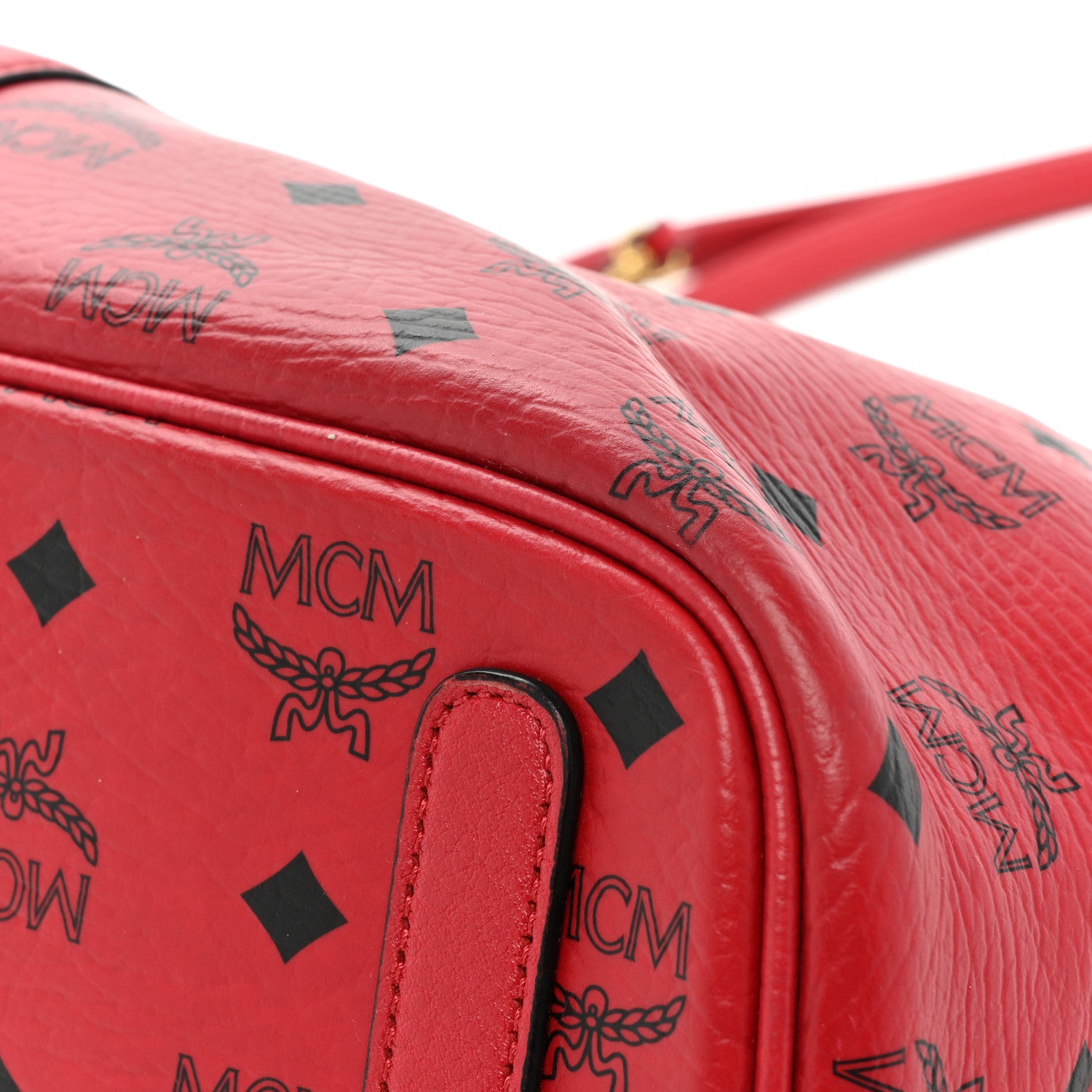 MCM Visetos Medium Liz Reversible Shopper Tote Ruby Red 26 of 31