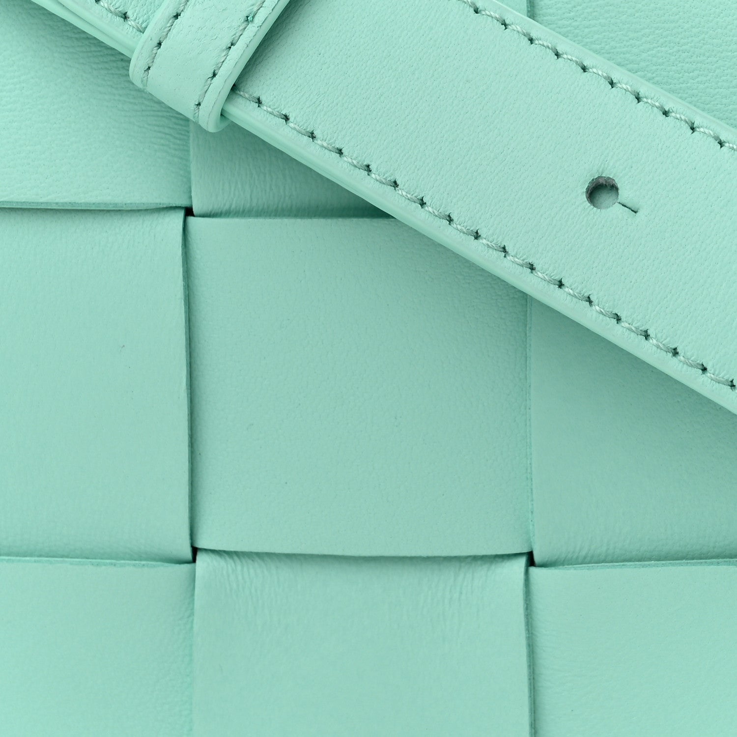 Bottega Veneta Lambskin Maxi Intrecciato Small Cassette Crossbody Bag Celadon 7 of 9