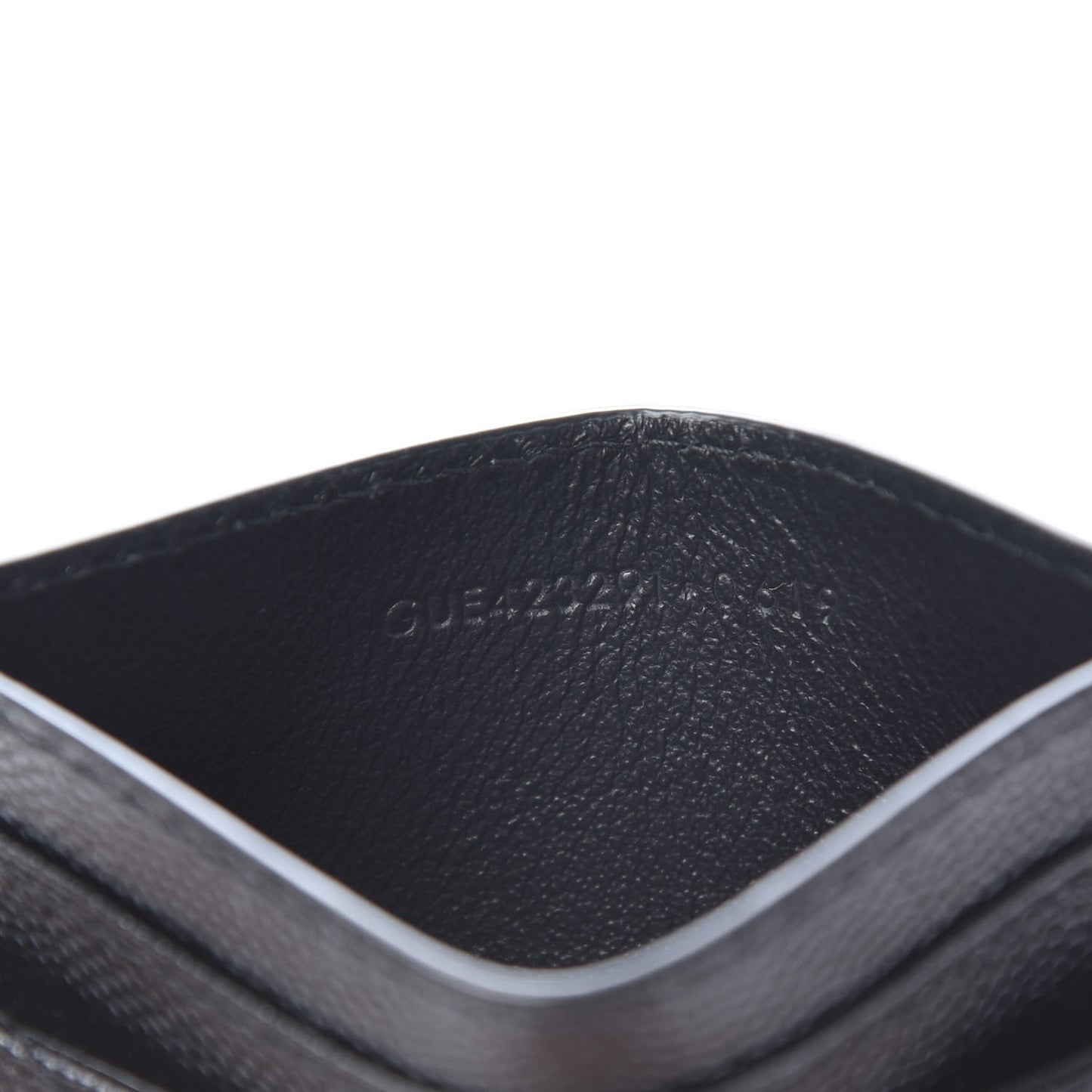 Grain De Poudre Matelasse Chevron Monogram Credit Card Case Black