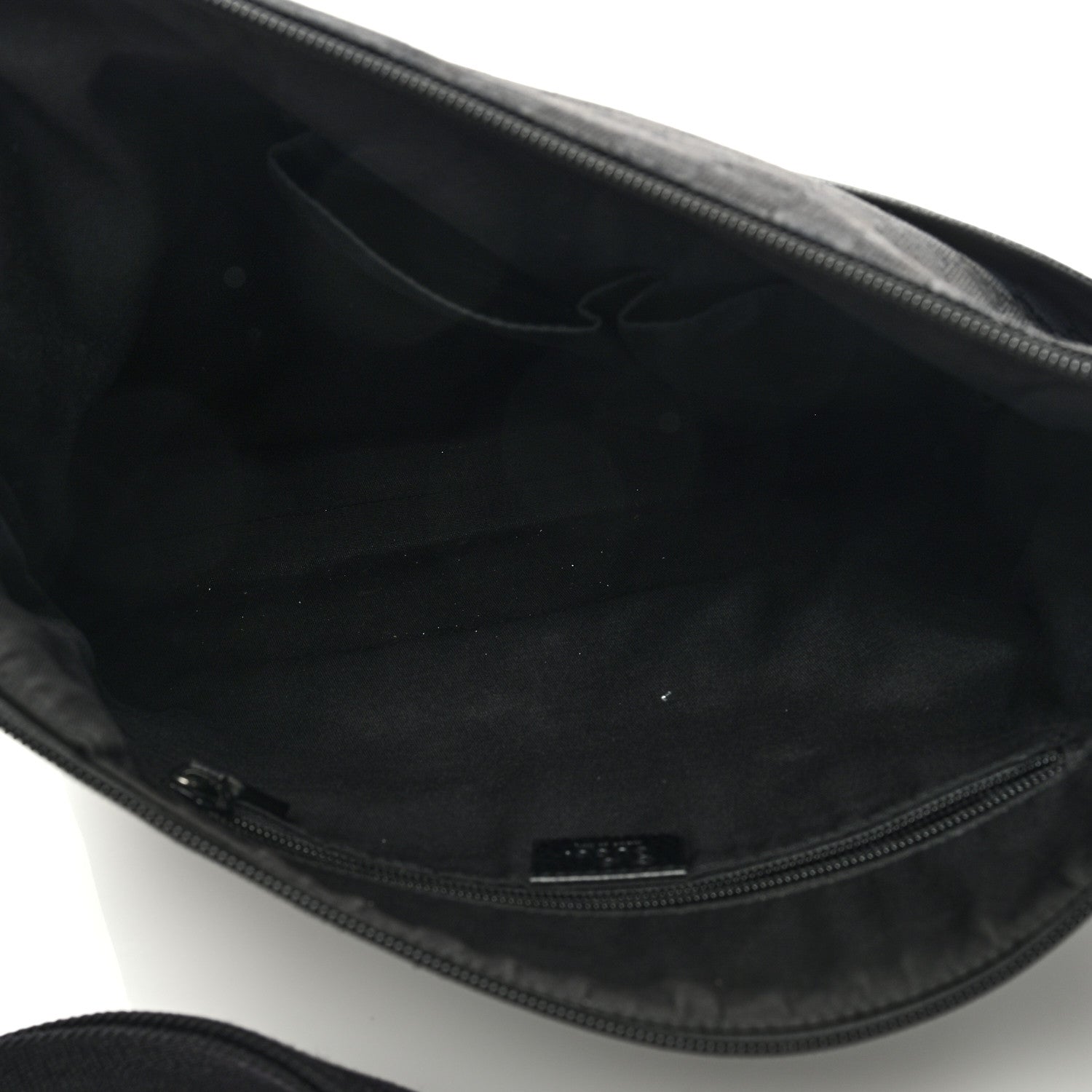 Gucci Nylon Monogram Medium Flat Messenger Bag Black 5 of 8