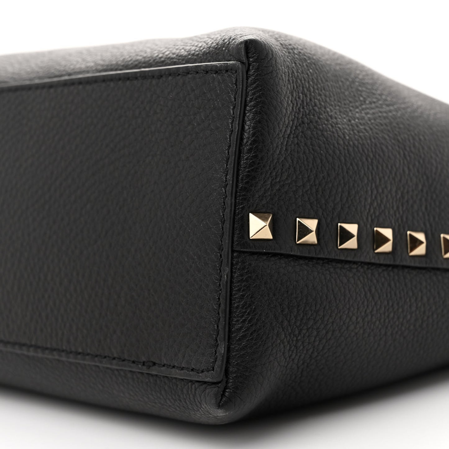 Grainy Calfskin Medium Rockstud Tote Black Rose Quartz