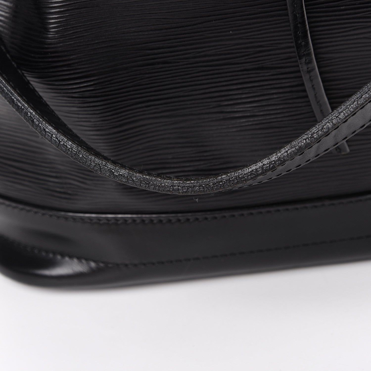 Louis Vuitton Epi Noe Black 19 of 19