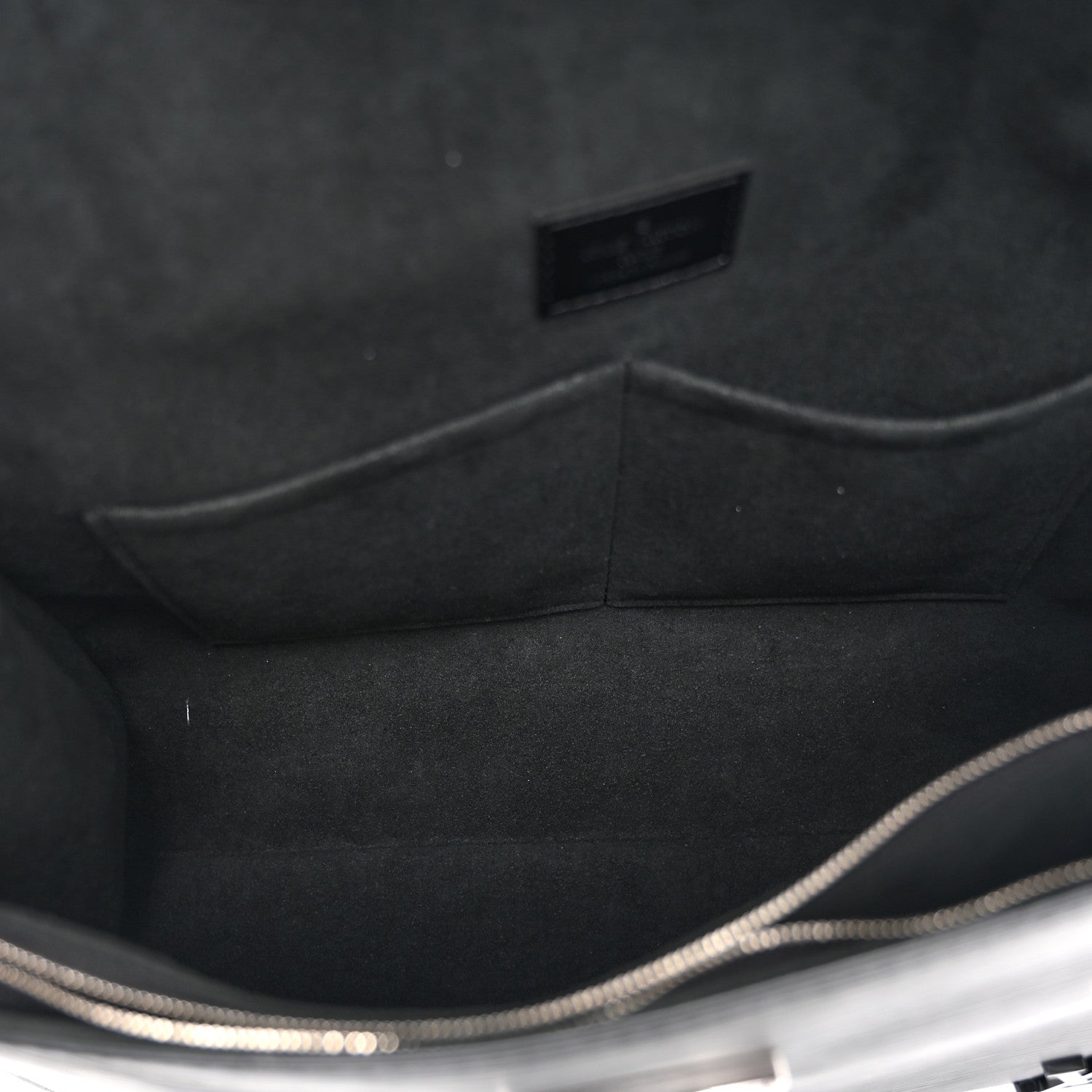 Louis Vuitton Epi Cluny MM Black 5 of 9