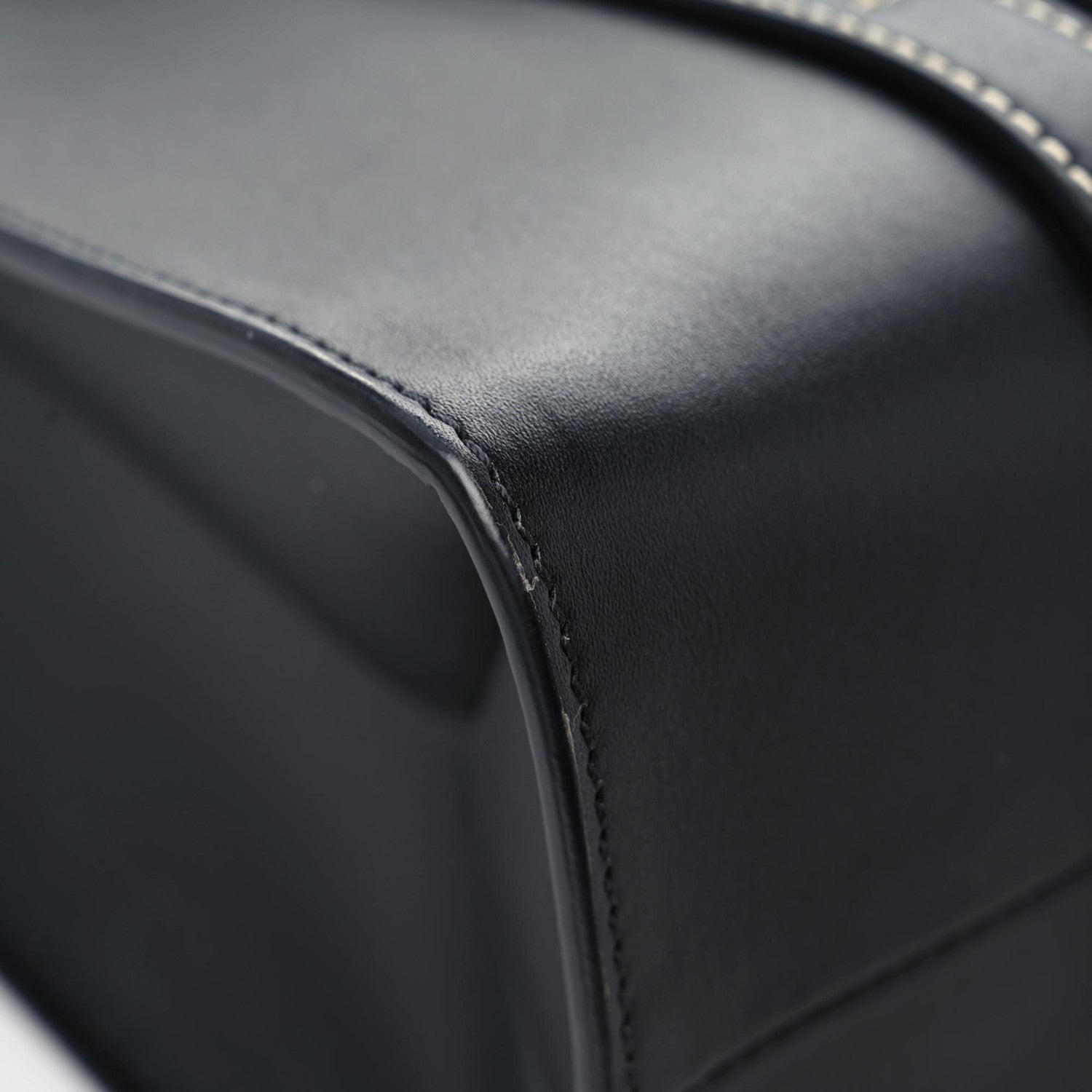 Chloe Calfskin Medium Woody Tote Black 8 of 16
