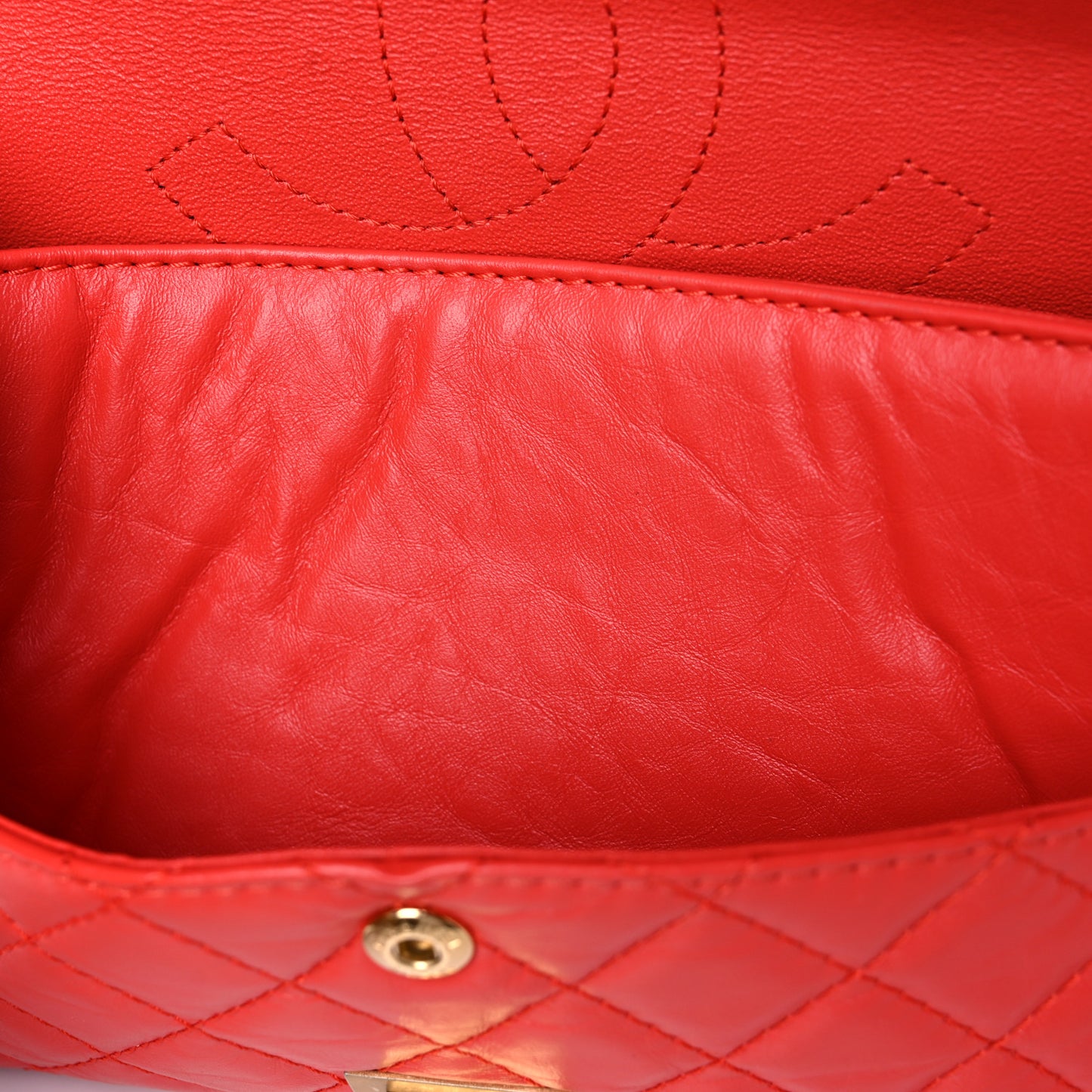 Aged Calfskin Quilted 2.55 Reissue 225 Flap Red